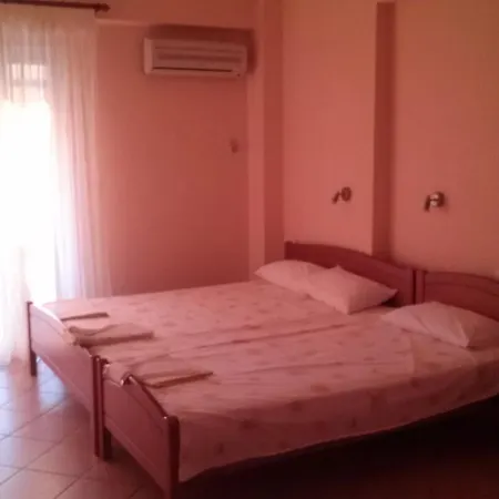 Apart Otel Athina